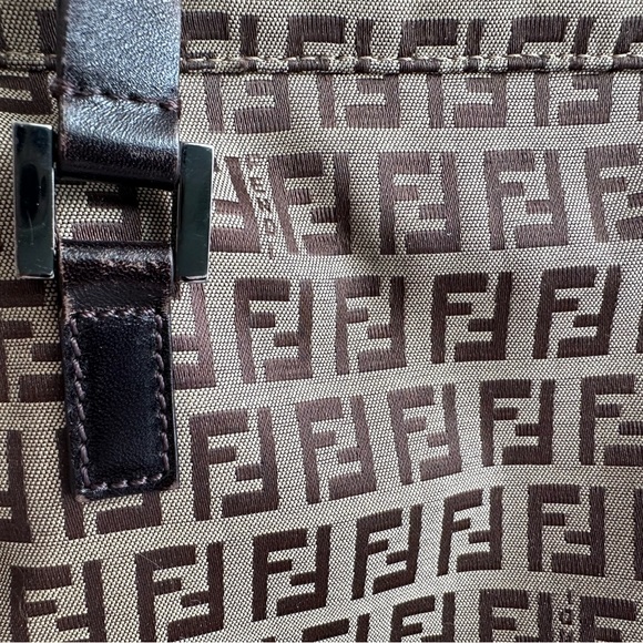 Authentic Fendi tote - Picture 2 of 3